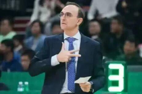 铜梁龙将士到安居古城“过端午”，刘建业包粽子“汗颜了”