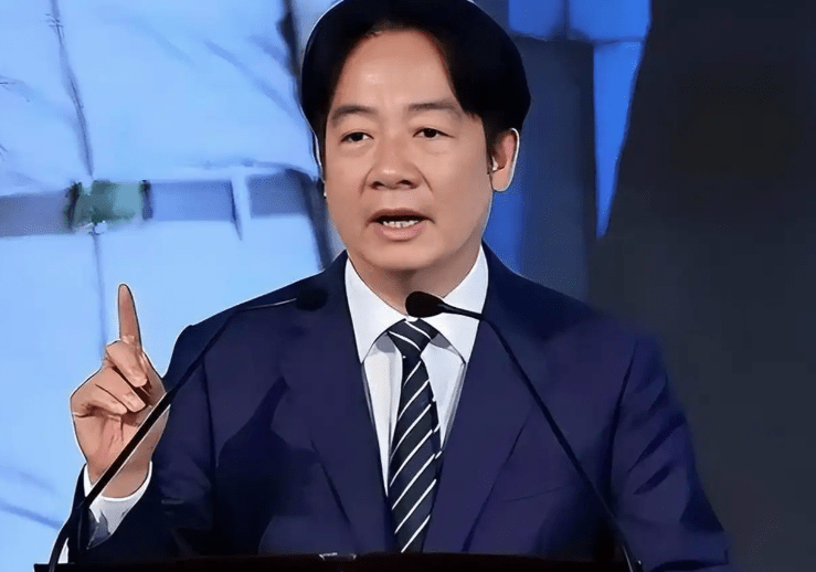 记者拉比奥、于帕、楚阿梅尼、萨利巴缺席训练前者母亲探班扑空