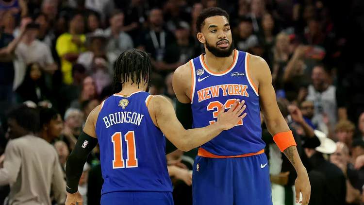 字母哥首选热火,雄鹿陷交易两难