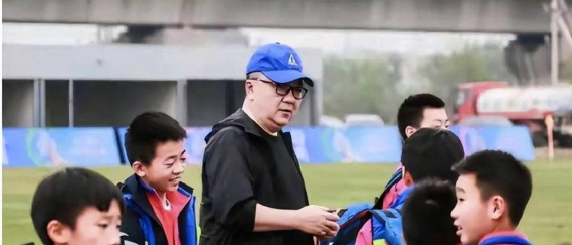 格林评文班亚马赛后离场争议