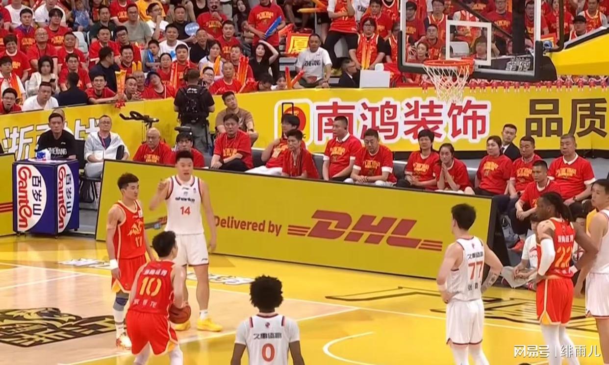 在NBA一支球队想要夺得总冠军，到底需要什么样的球员？