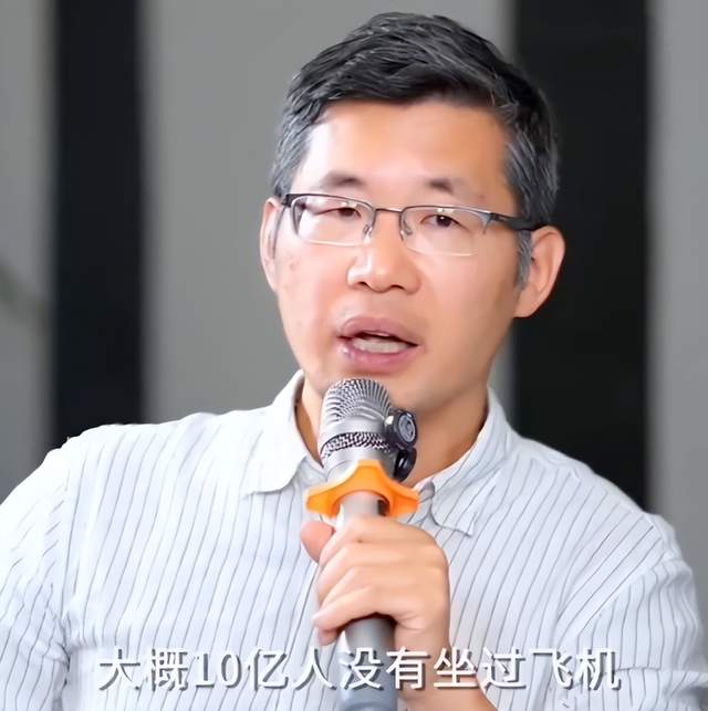詹姆斯还是那么受欢迎!富保罗:有10