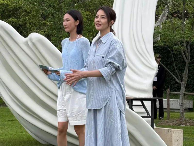 詹姆斯再次自戴皇冠!与乐福一起现身克罗地亚:助威旗下摩托艇队
