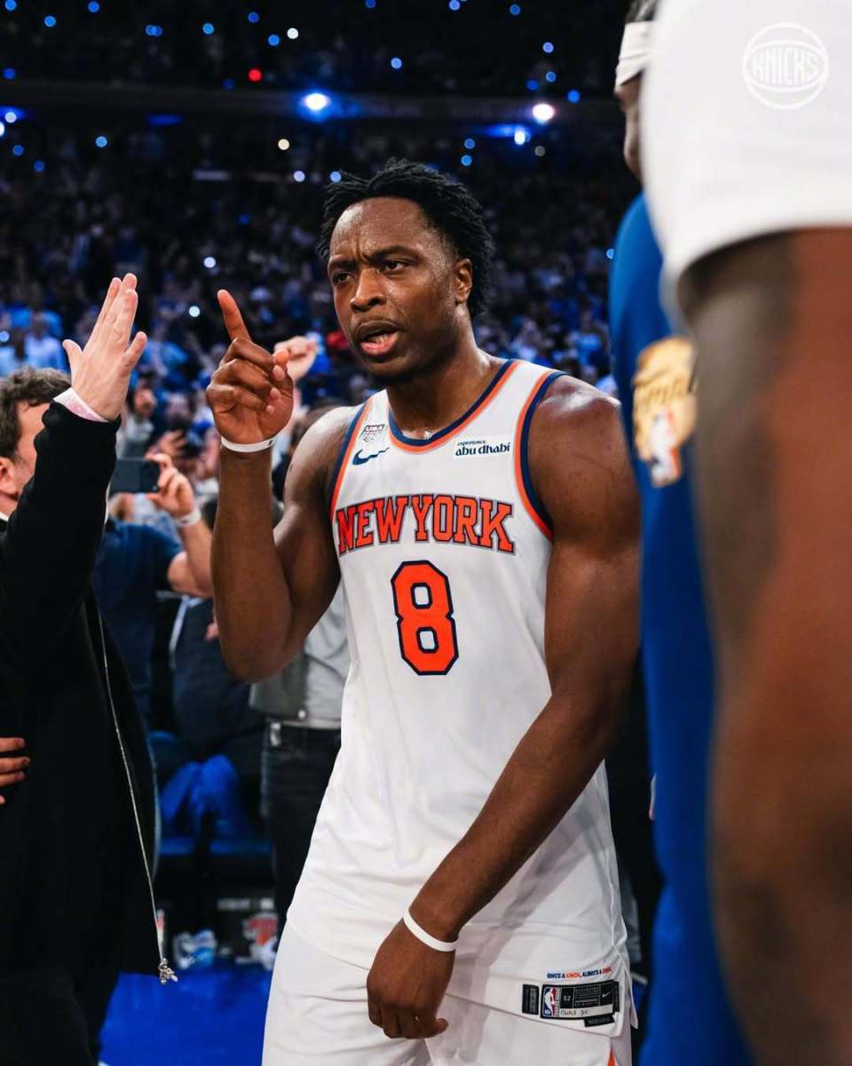 同样是NBA传奇巨星,为何科比营销害人,詹姆斯营销却无害?
