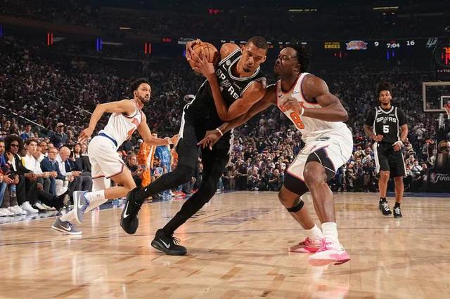 ESPN发布下赛季战力榜:雷霆马刺前二 尼克斯第三
