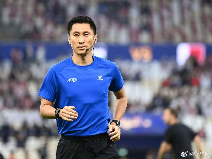 NBA球员齐聚青训营:朗多传授球商,欧文膝伤后首秀状态良好