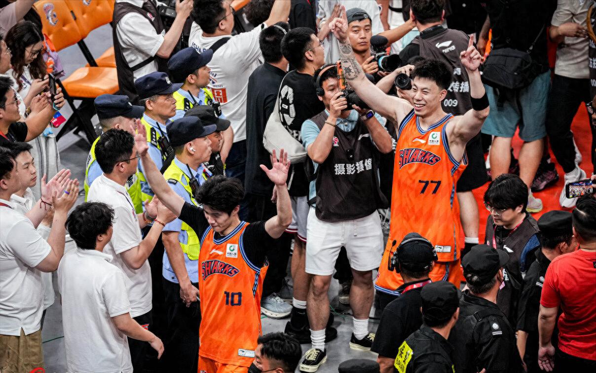 拒绝5年1.5亿!签下2年1300万!再忍1年能签回5年1.5亿?