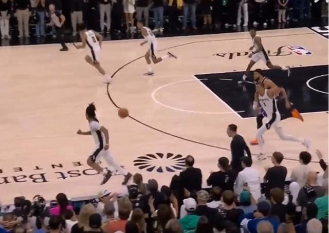 NBA总决赛第5场:尼克斯3