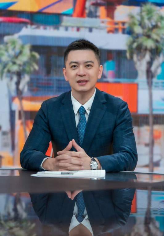 小威将搭档穆霍娃出战柏林女双