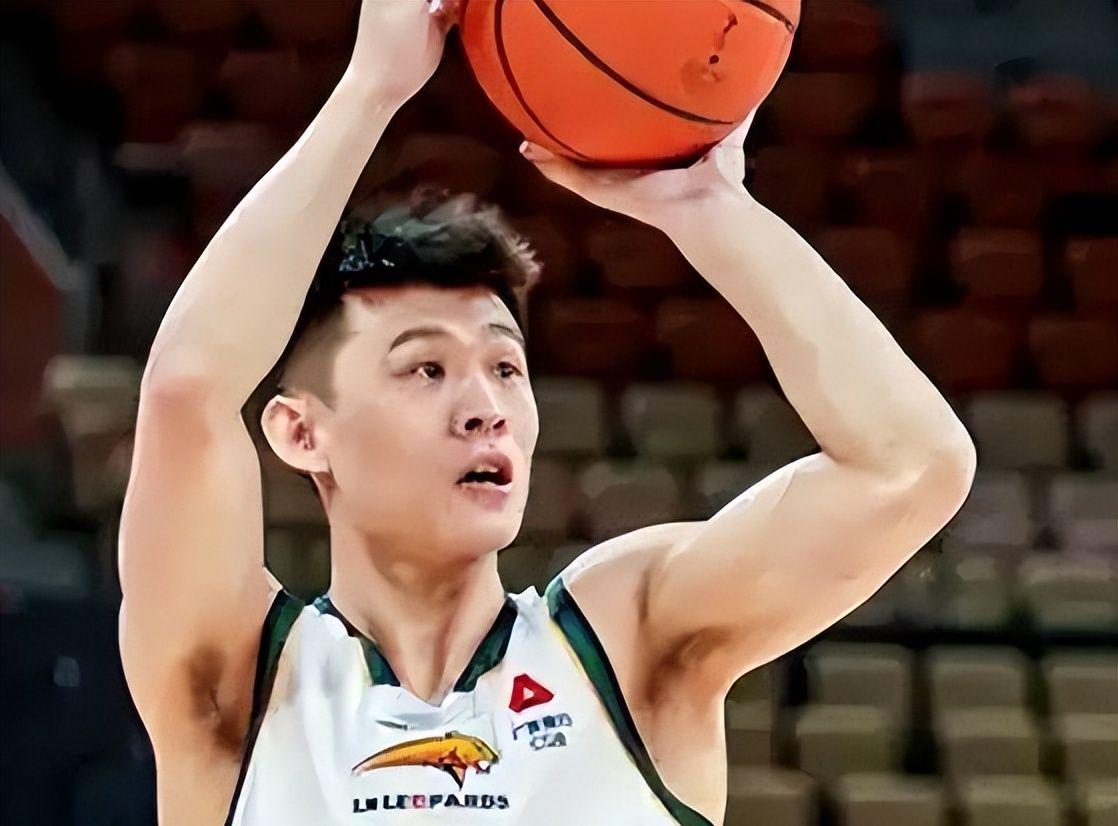 揭幕战不打,对阵老东家也不打!刚签下大合同就开摆?超巨太真实